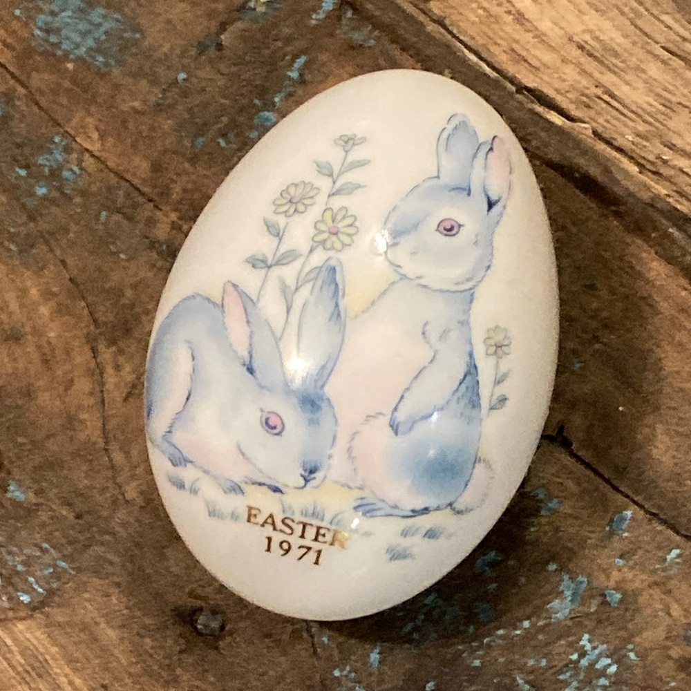 Collectors Noritake Vintage Egg
